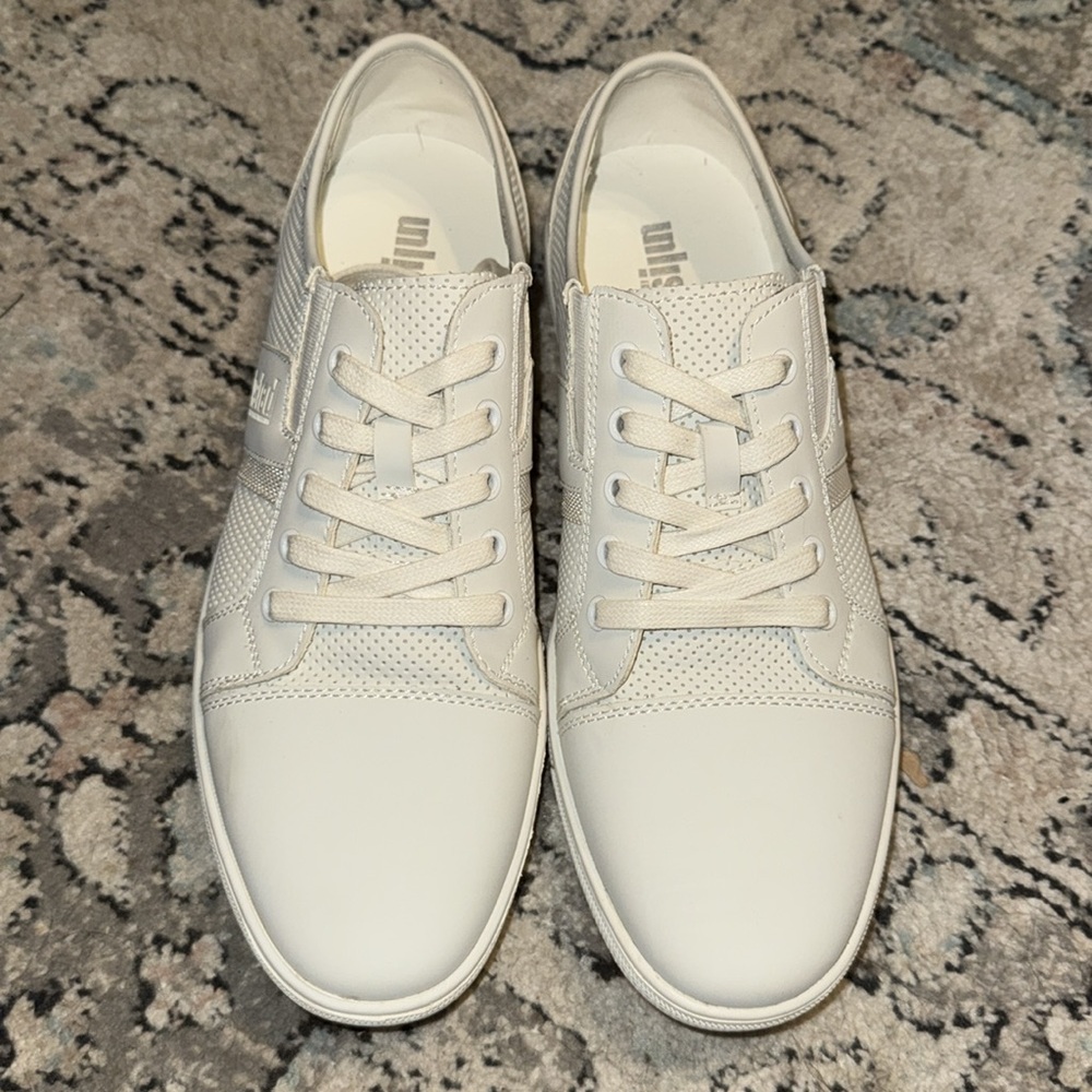Kenneth Cole Unlisted Men's Shiny Crown Leather Sneakers
